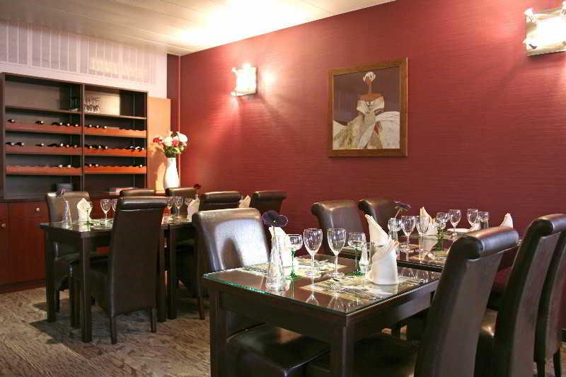 The Originals City, Hotel Le Forum, Strasbourg Nord 希尔蒂盖姆 外观 照片