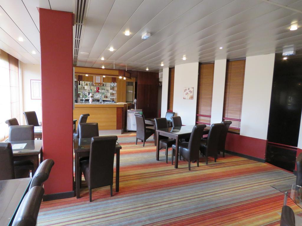 The Originals City, Hotel Le Forum, Strasbourg Nord 希尔蒂盖姆 外观 照片