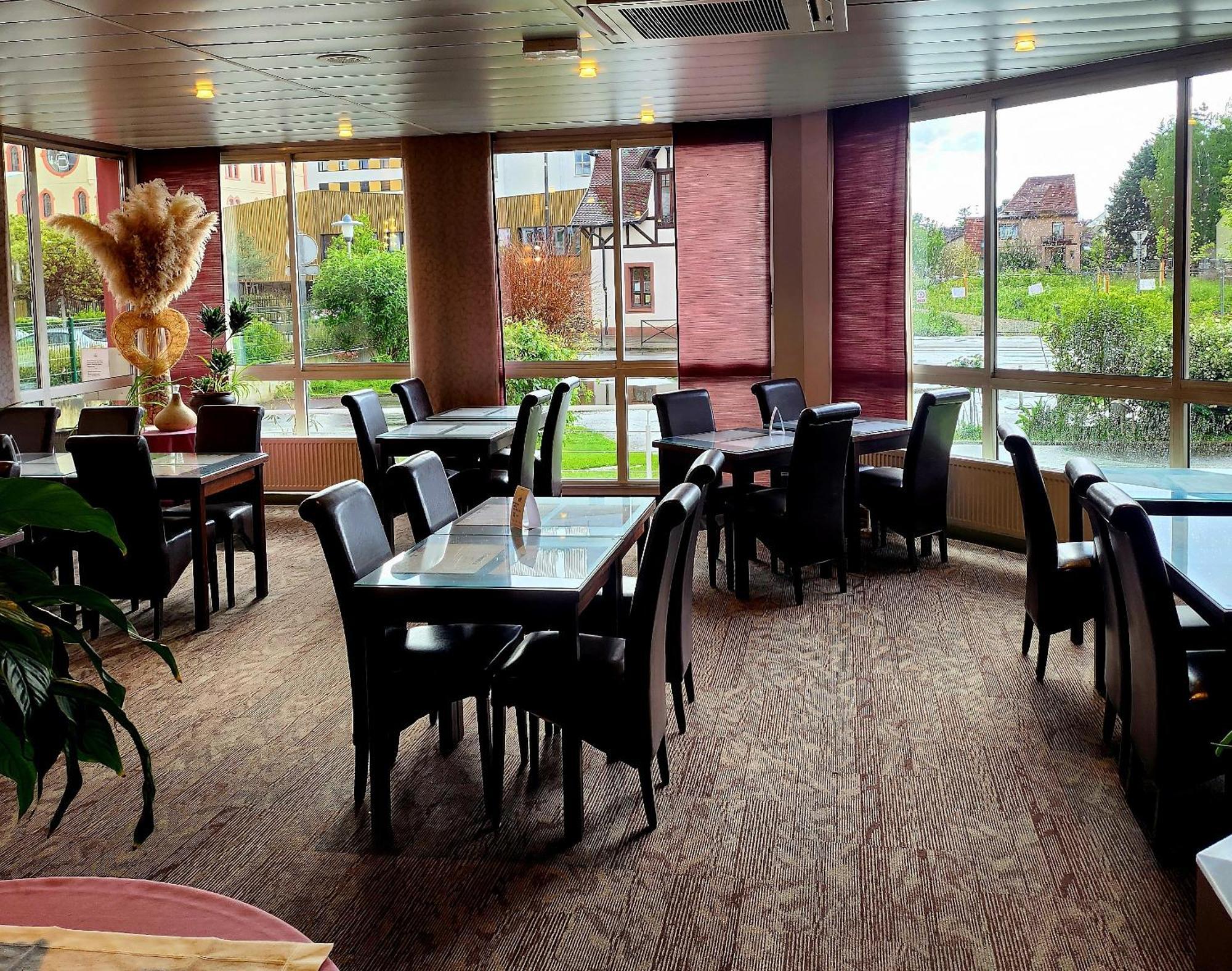 The Originals City, Hotel Le Forum, Strasbourg Nord 希尔蒂盖姆 外观 照片